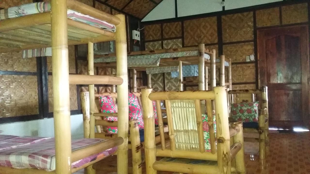 Overview Hostel Loon Ngoại thất bức ảnh