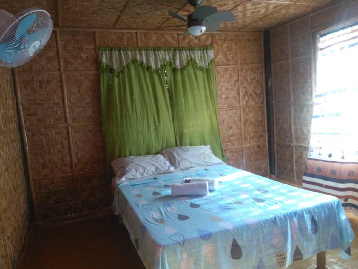 Overview Hostel Loon Ngoại thất bức ảnh